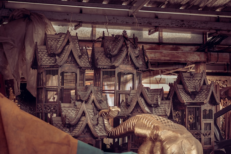 furniture wood craftsmanship Thai craftsmen