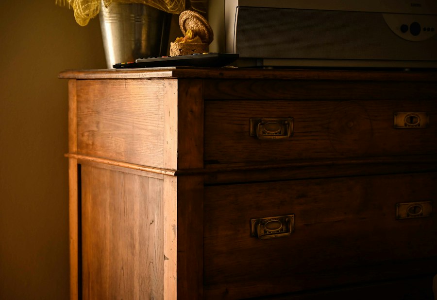 furniture hardwood age of use